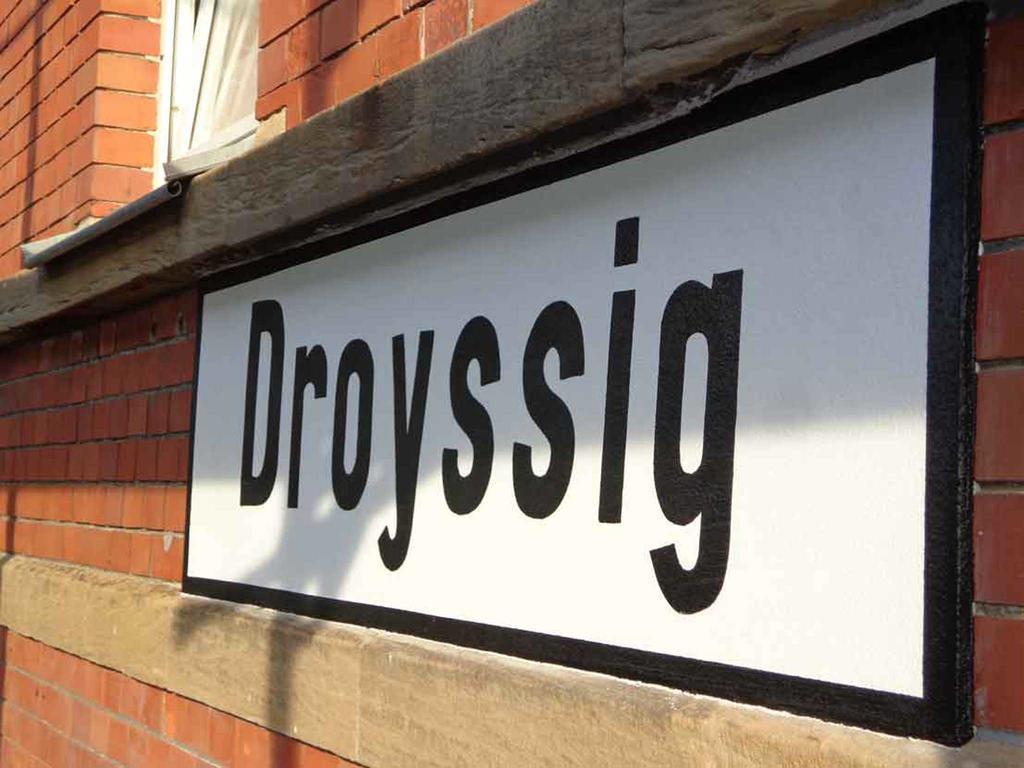 Bahnhof Droyssig - Uebernachten Im Denkmal Εξωτερικό φωτογραφία